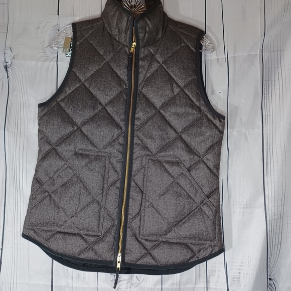 J. Crew Factory Excursion Down Puffer Vest Quilted Women SZ XS Gray - Picture 1 of 12